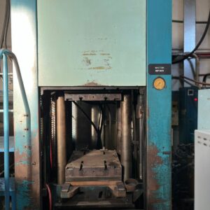 Vertical rubber injectrion machine REP used